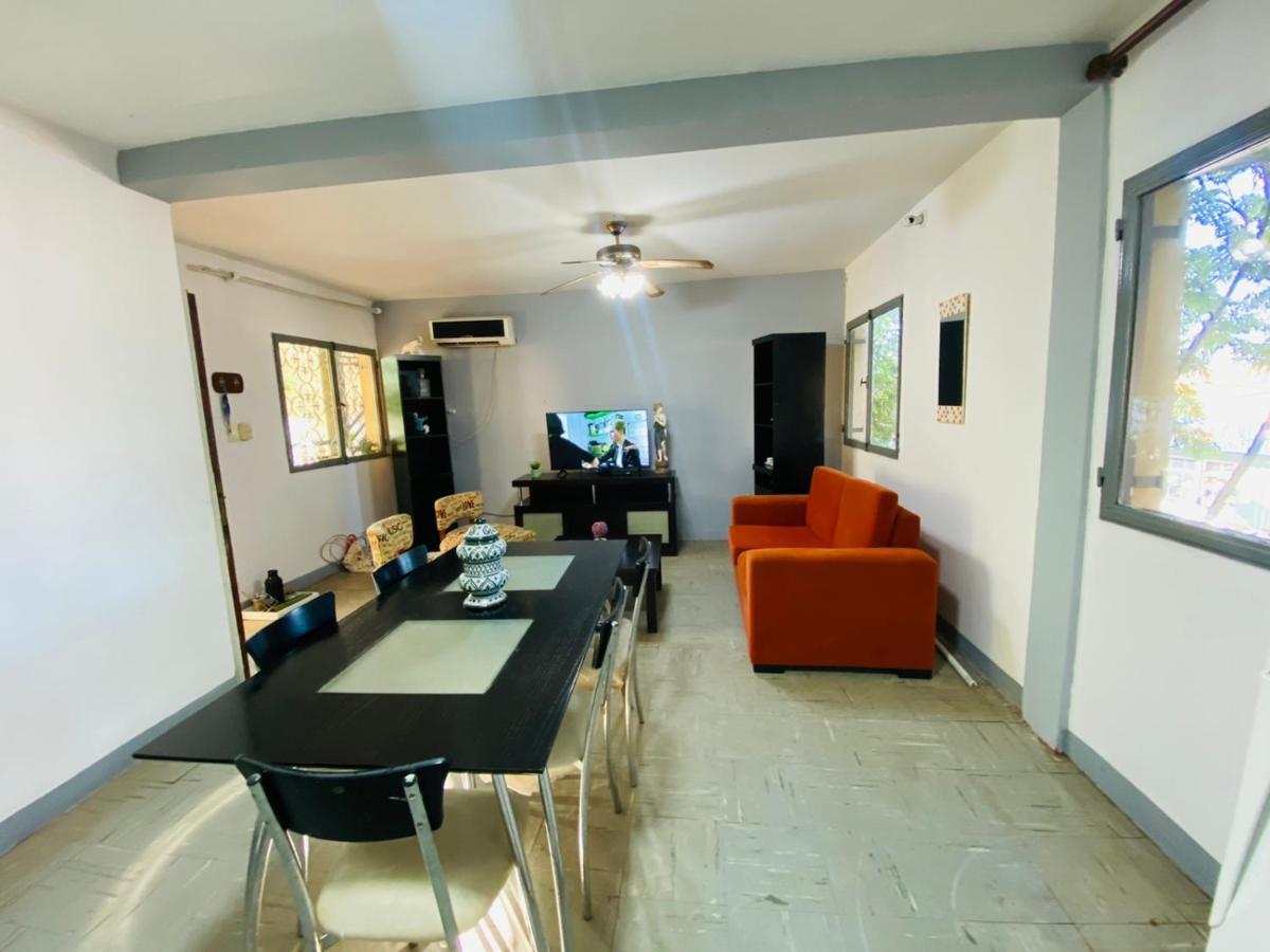 House G&S, Depto Con 3 Dormitorios Para 7 Personas Pleno Centro De La Ciudad Puerto Iguazú Dış mekan fotoğraf